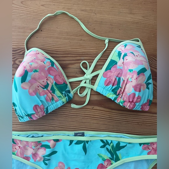 Aerie Tropical Bikini - Picture 2 of 5
